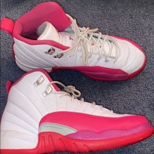 AIR JORDAN 12 RETRO - VIVID PINK